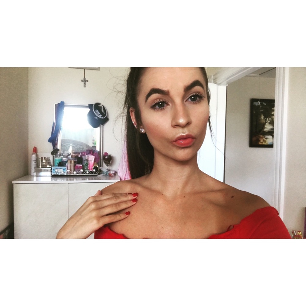 Meet your Posher, Angelica